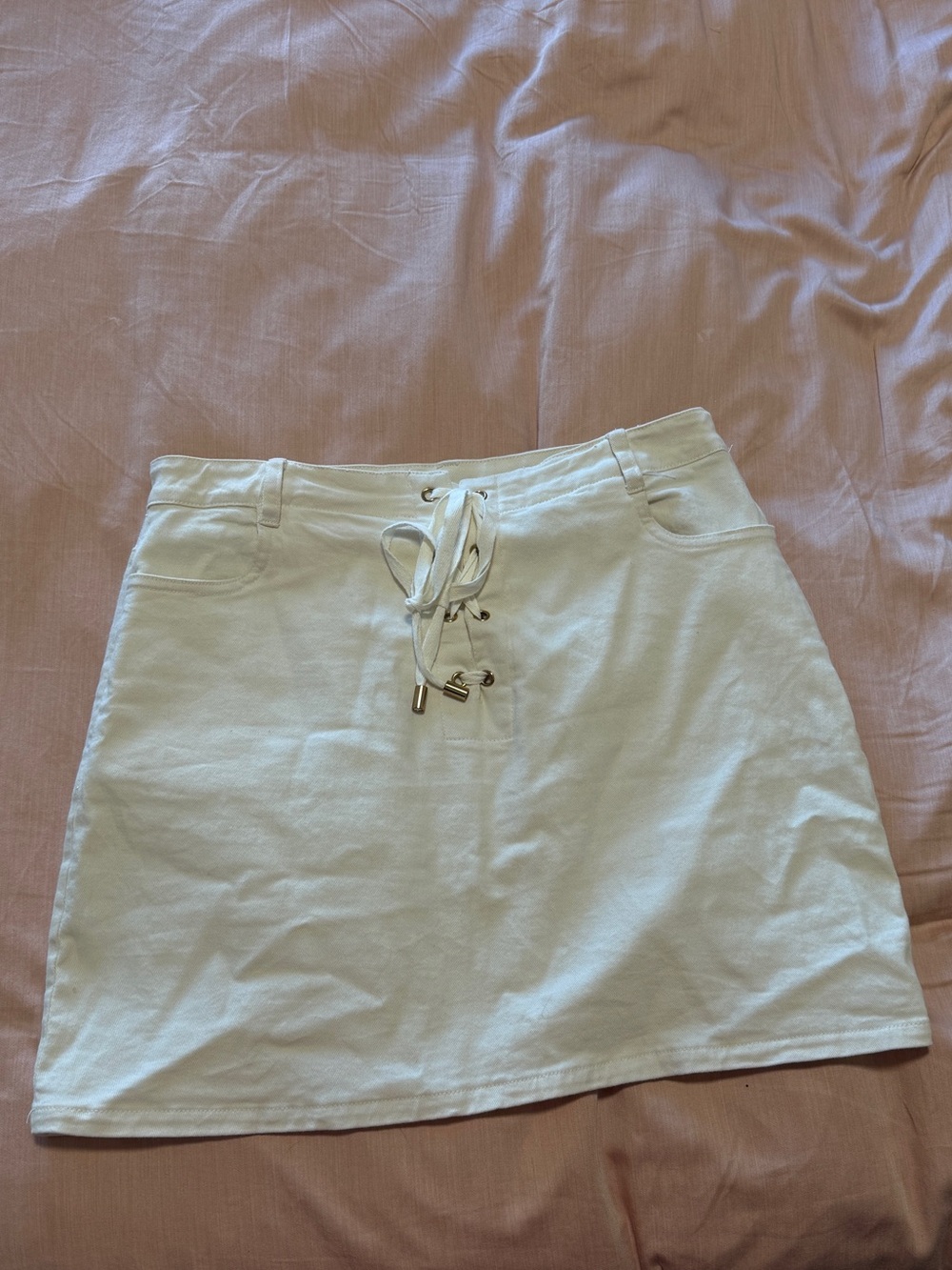 Le Lis Bone Denim Stretchy Mini Skirt
